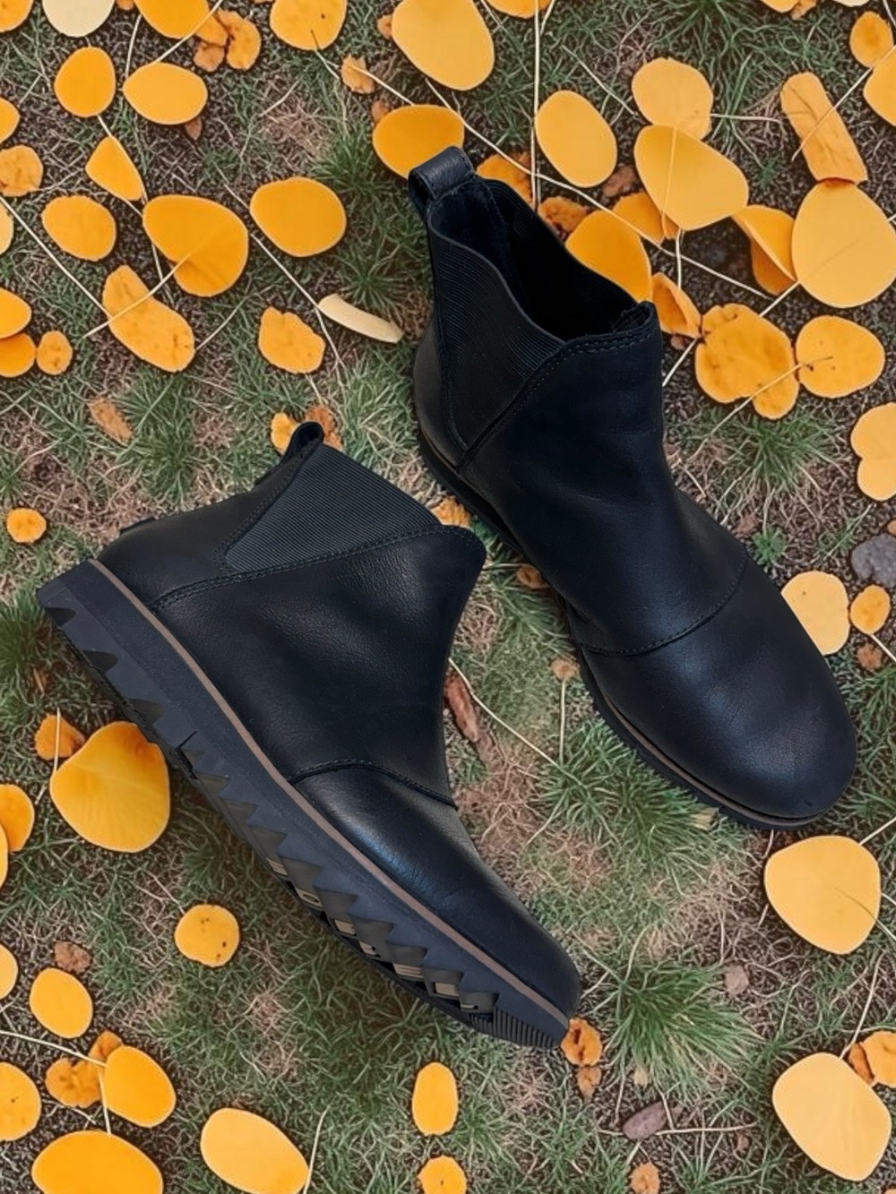 SOREL Black Leather Chelsea Ankle Booties Women’s Shoes - US Size 7.5
